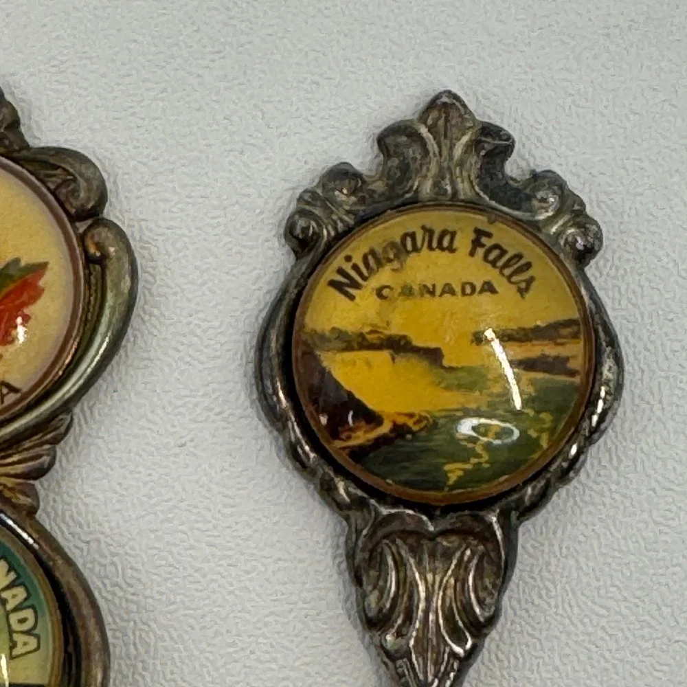 Vtg Canada Souvenir Spoon Lot 4 Enamel Niagara Falls Toronto Banff Maple‎ Leaf